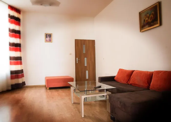 Apartament Pomaranczowy Narutowicza 11